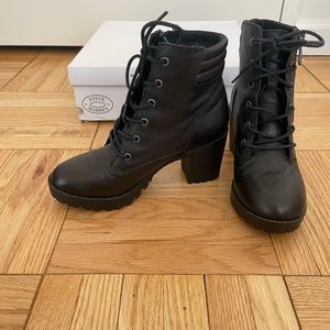 Steve Madden Noodless Black Patent Leather Heeled Bootie